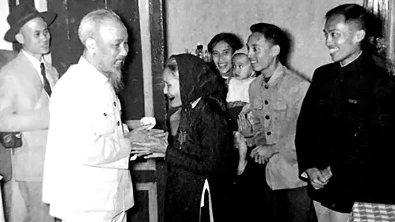 Bài 2 - Thế giới sẽ còn đổi thay nhưng tư tưởng Hồ Chí Minh vẫn sống mãi