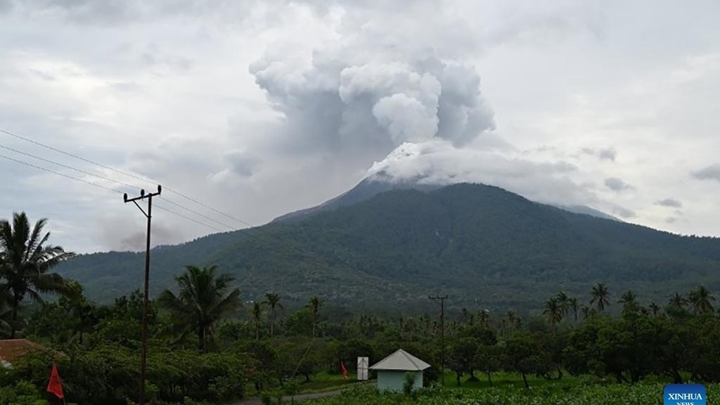 Điểm tin thế giới sáng 19/5: Slovakia muốn dỡ trừng phạt Nga, ASEAN ý định lập quỹ tiền tệ riêng, tấn công khủng bố ở Mỹ