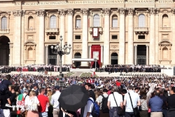 Trang nghiêm thánh lễ nhậm chức của Đức Giáo hoàng Leo XIV