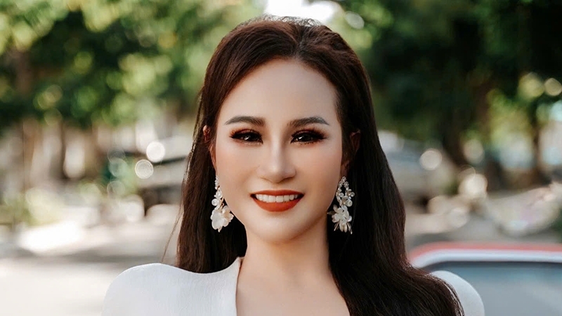 Đạo diễn Nguyễn Lan Vy: Khi tà áo dài trở thành sứ giả văn hóa