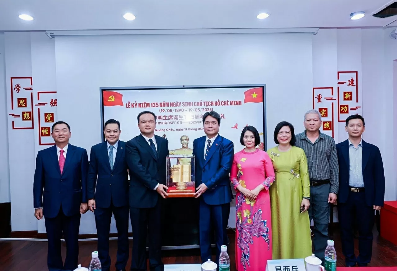 Lễ Kỷ niệm 135 năm Ngày sinh Chủ tịch Hồ Chí Minh tại Quảng Châu, Trung Quốc