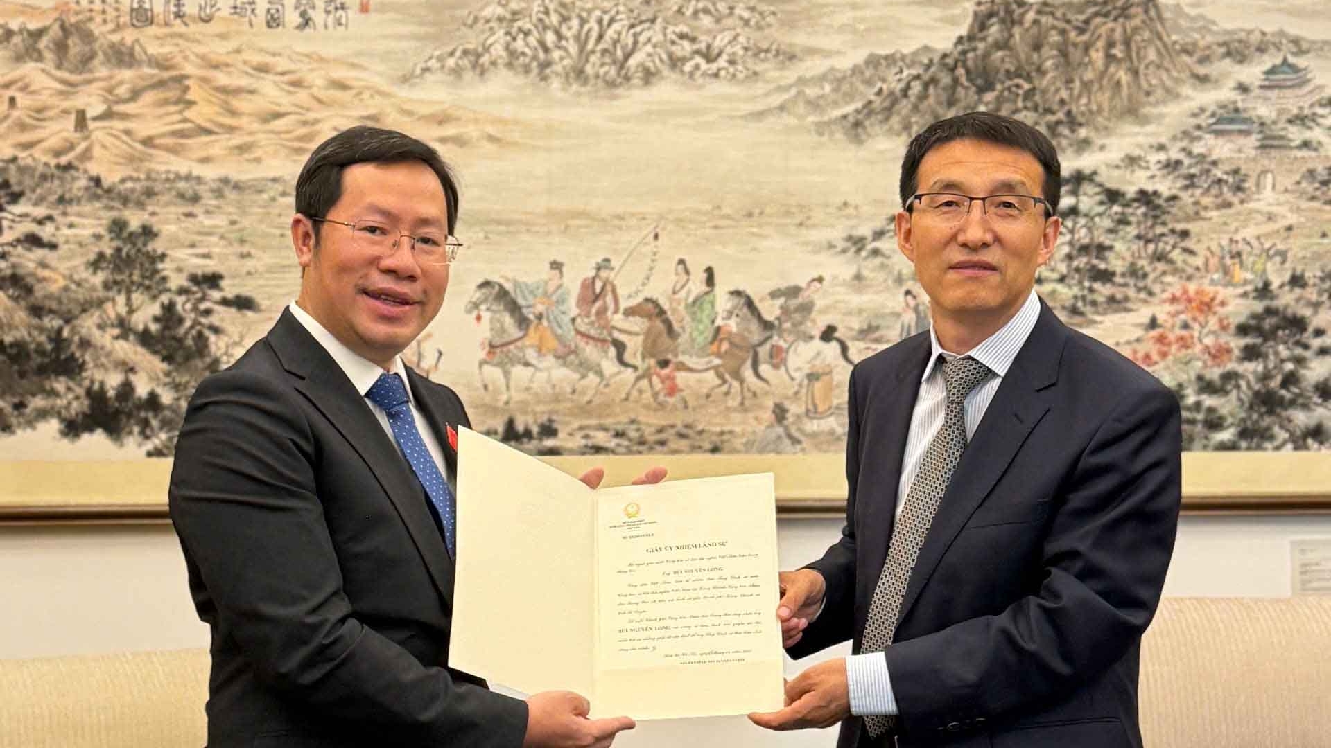 Tổng lãnh sự quán Việt Nam tại Trùng Khánh: Mở cánh cửa mới thúc đẩy quan hệ Việt-Trung