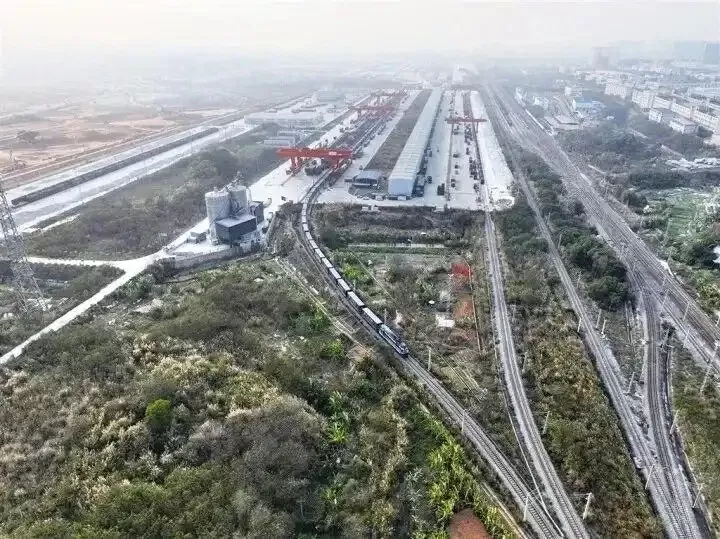 Nam Ninh: Mạch chảy thương mại số và logistics hiện đại Việt Nam - Trung Quốc Nam Ninh: Kênh mở rộng dòng chảy thương mại số và logistics hiện đại Việt Nam-Trung Quốc