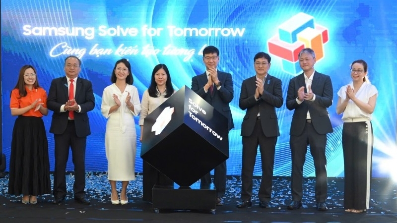 Khởi động cuộc thi Samsung Solve for Tomorrow 2025 dành cho học sinh tại khu vực miền Trung