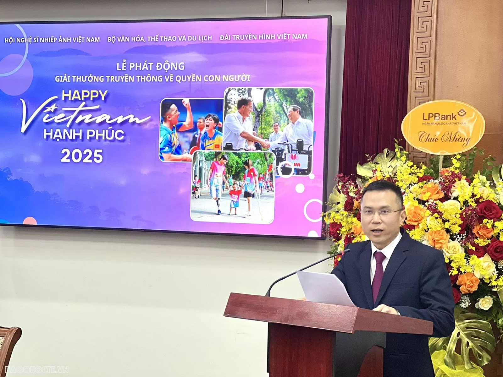 Phát động Giải thưởng thường niên truyền thông về quyền con người 'Việt Nam Hạnh phúc - Happy Vietnam 2025' Phát động Giải thưởng thường niên truyền thông về quyền con người 'Việt Nam Hạnh phúc - Happy Vietnam 2025'