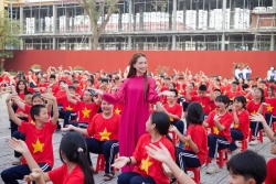 ‘Trồng người’ bằng nghệ thuật