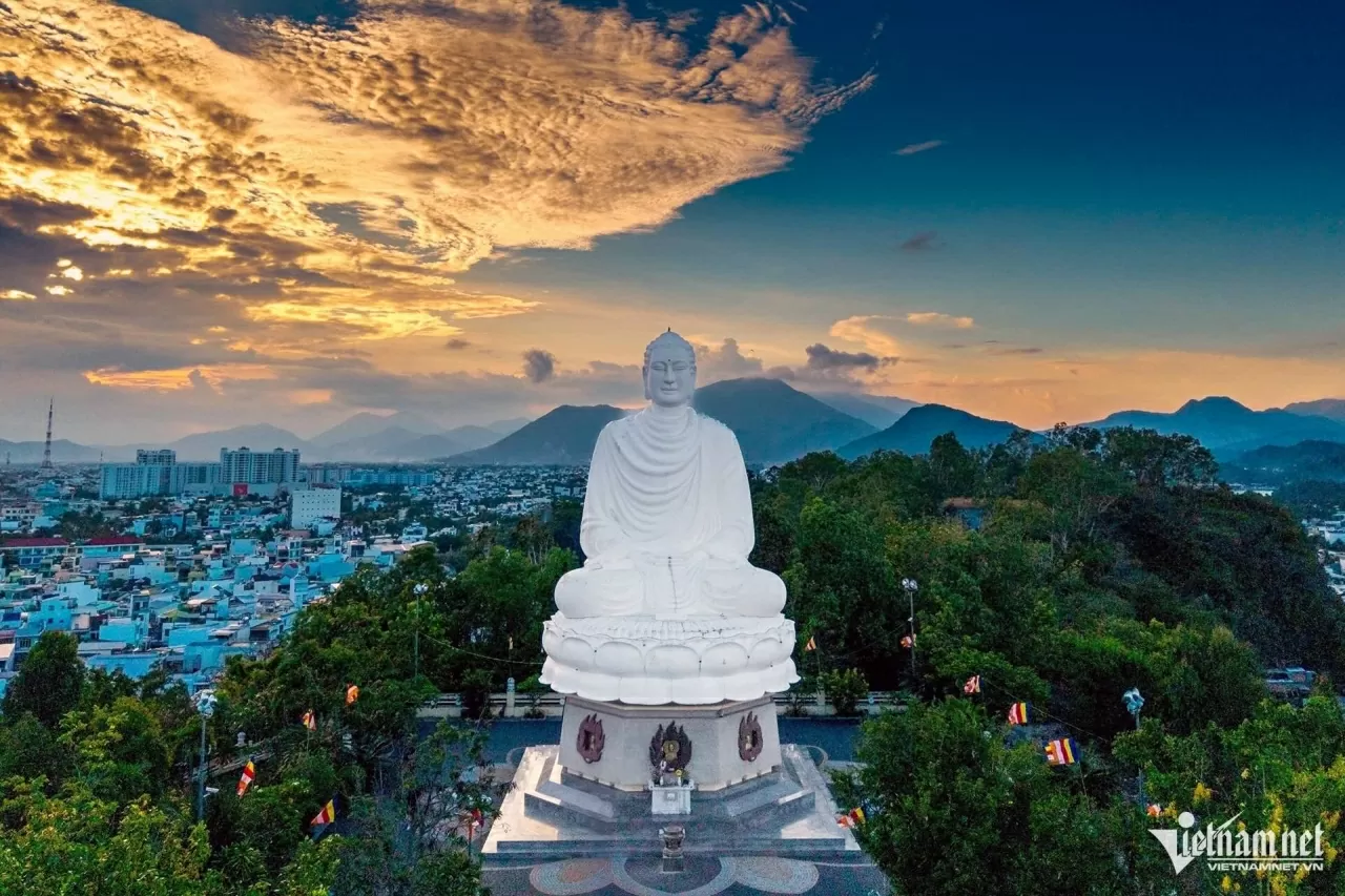 Nha Trang – điểm đến biển đảo hấp dẫn toàn cầu mùa Hè 2025 Nha Trang – điểm đến biển đảo hấp dẫn toàn cầu mùa Hè 2025