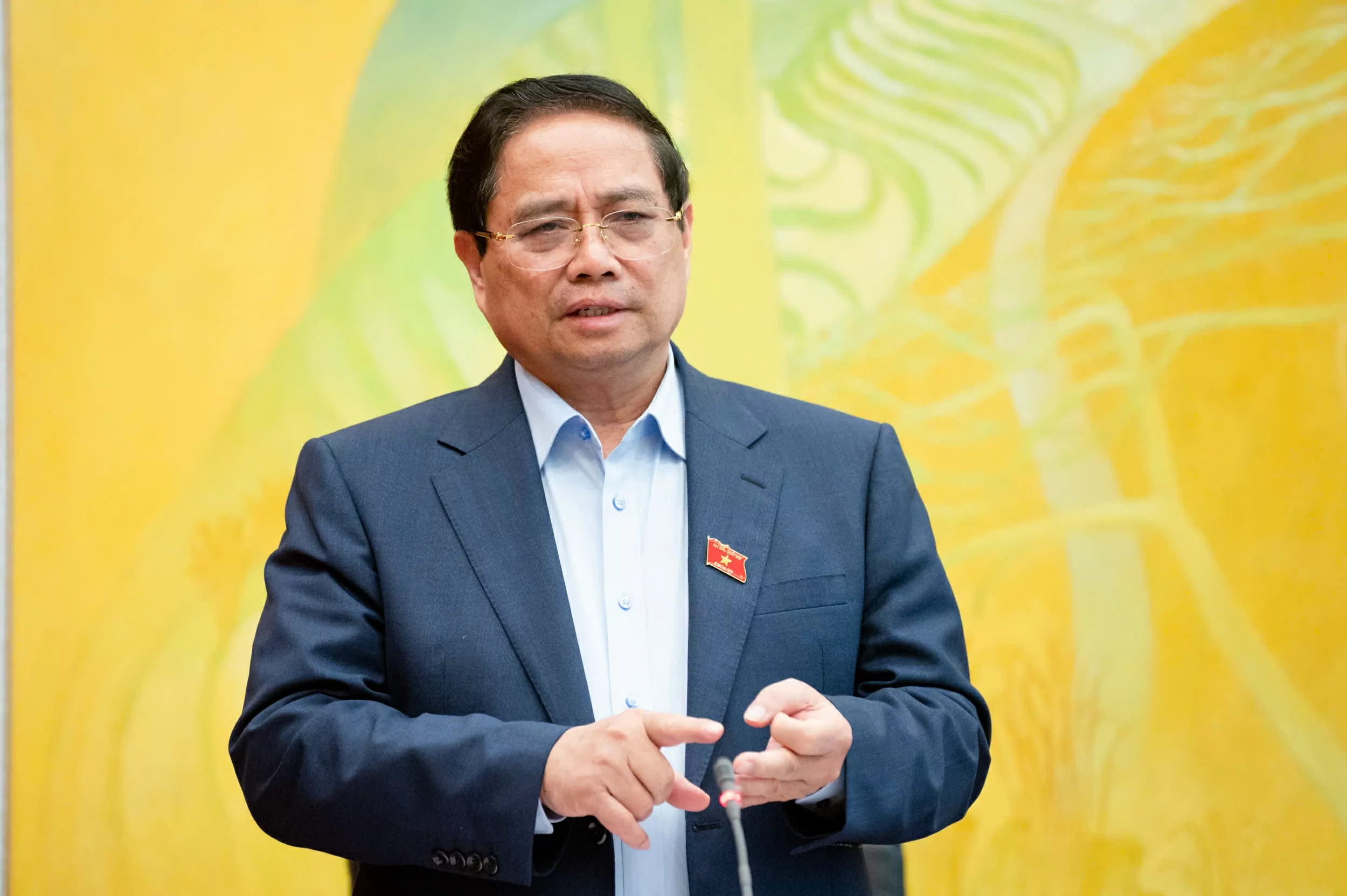 Thủ tướng Phạm Minh Chính nhấn mạnh tập trung triển khai 3 đột phá chiến lược để phát triển kinh tế. (Nguồn: Quốc hội) Thủ tướng Phạm Minh Chính nhấn mạnh tập trung triển khai 3 đột phá chiến lược để phát triển kinh tế. (Nguồn: Quốc hội)