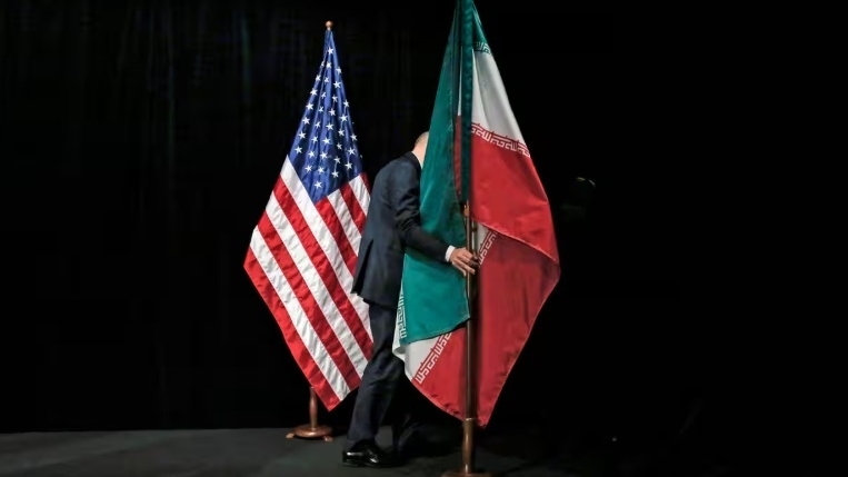 Giá xăng dầu hôm nay 24/5: Đàm phán hạt nhân Mỹ-Iran tiếp tục chi phối giá dầu