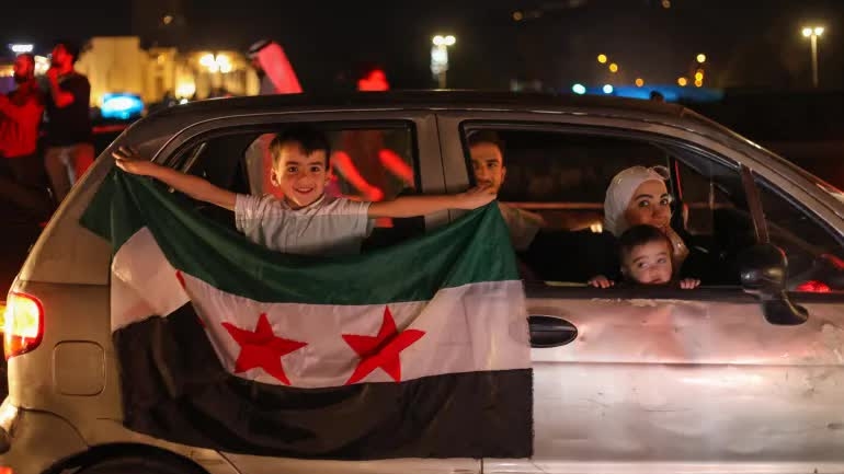 Mỹ chính thức dỡ bỏ trừng phạt kinh tế toàn diện với Syria, Damascus hoan nghênh, gọi đây là 'bước đi tích cực đúng hướng'