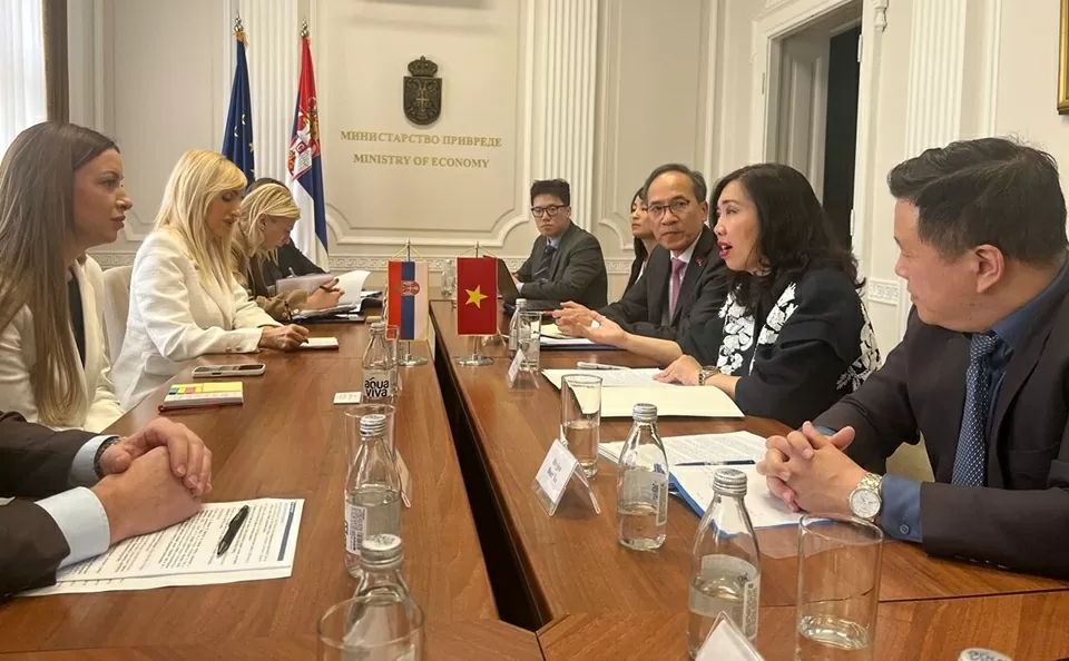 Thứ trưởng Lê Thị Thu Hằng đồng chủ trì Tham vấn chính trị Việt Nam - Serbia Thứ trưởng Lê Thị Thu Hằng đồng chủ trì Tham vấn chính trị Việt Nam - Serbia