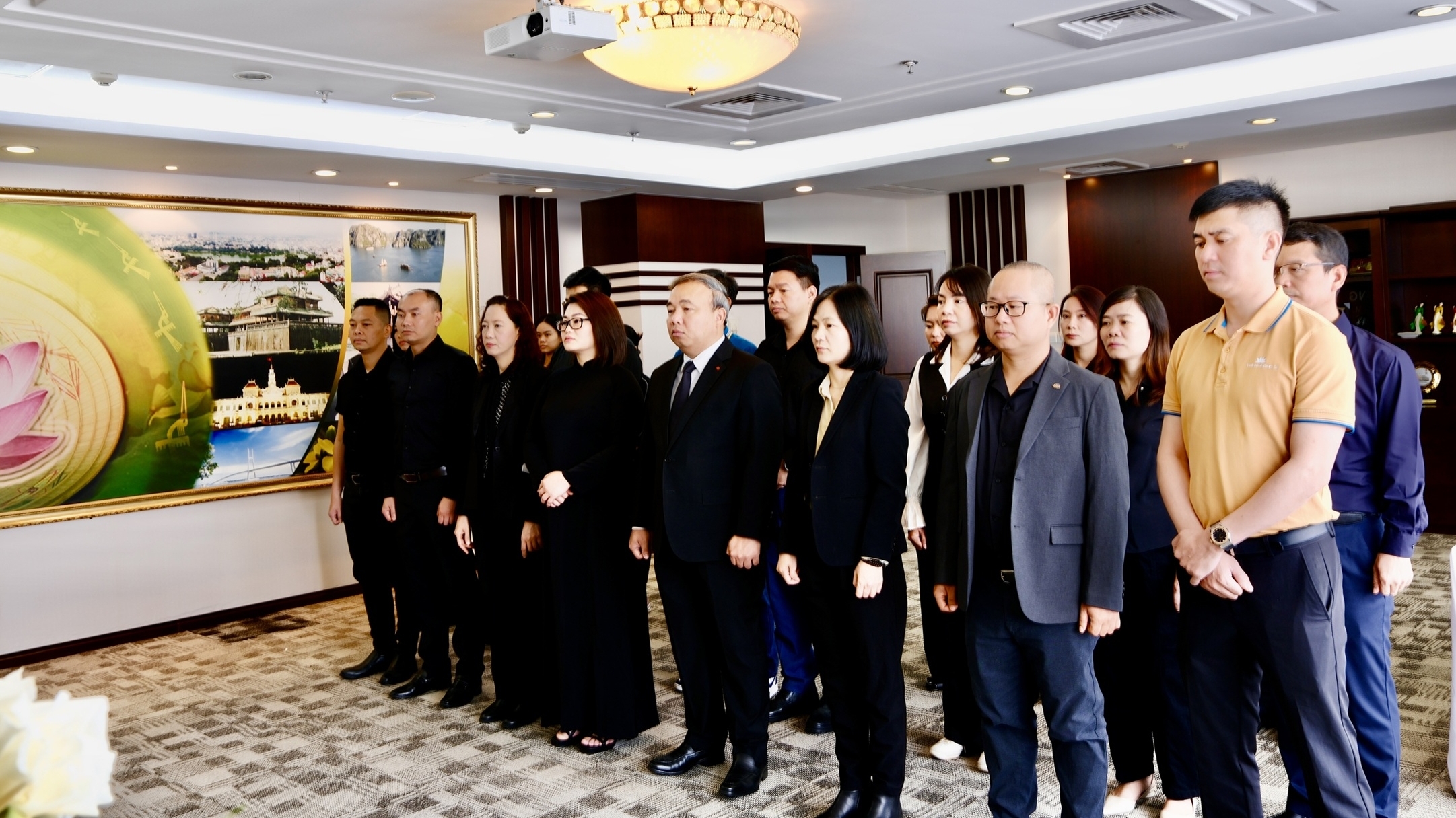 Tổng Lãnh sự quán Việt Nam tại Thượng Hải tổ chức lễ viếng nguyên Chủ tịch nước Trần Đức Lương