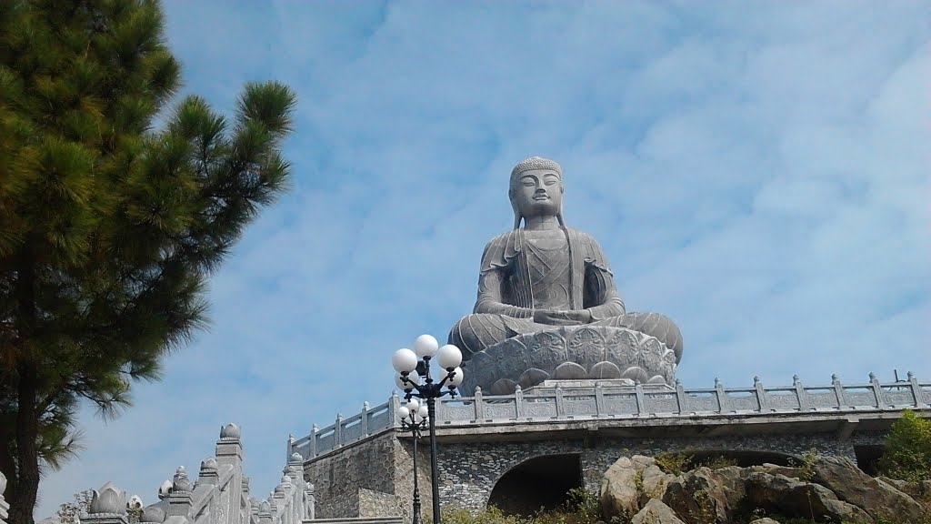 5 tháng đầu năm 2025, Bắc Ninh đón hơn 2,4 triệu lượt khách, doanh thu tăng 78%