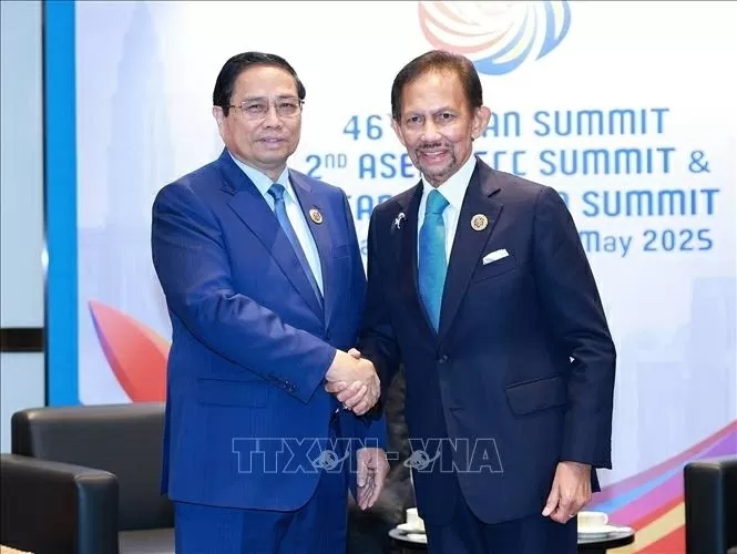 Thủ tướng Phạm Minh Chính gặp Quốc vương Brunei Haji Hassanal Bolkiah Thủ tướng Phạm Minh Chính gặp Quốc vương Brunei Haji Hassanal Bolkiah