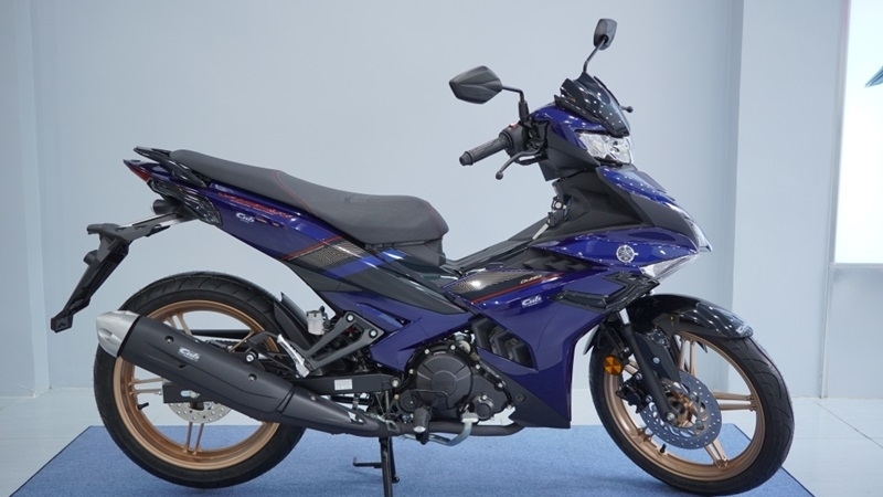 Cận cảnh xe côn tay Yamaha Y15ZR SE vừa về Việt Nam