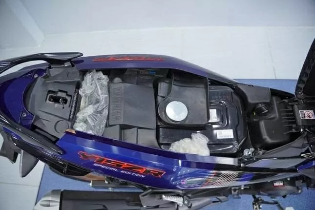 Bình xăng dung tích 4,2 lít Bình xăng dung tích 4,2 lít