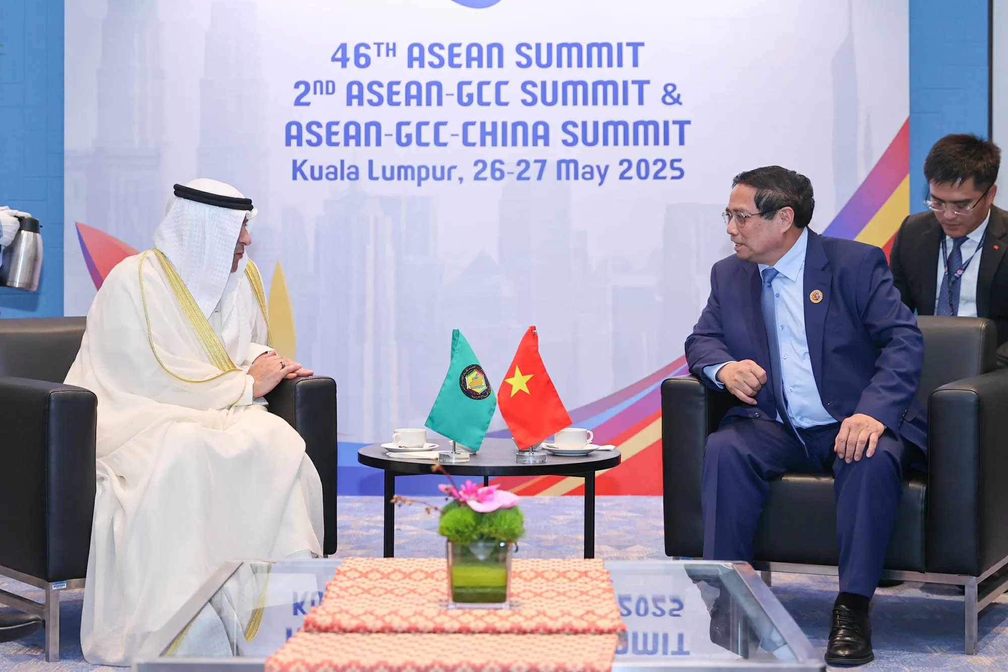 TThủ tướng Chính phủ Phạm Minh Chính gặp Tổng Thư ký Hội đồng hợp tác vùng Vịnh GCC Các nước GCC đều coi trọng và mong muốn đẩy mạnh hợp tác với Việt Nam