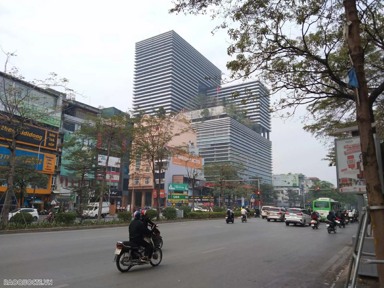 Dừng đèn đỏ để số P hay N? Lựa chọn sai có thể hỏng hộp số Dừng đèn đỏ để số P hay N? Lựa chọn sai có thể hỏng hộp số