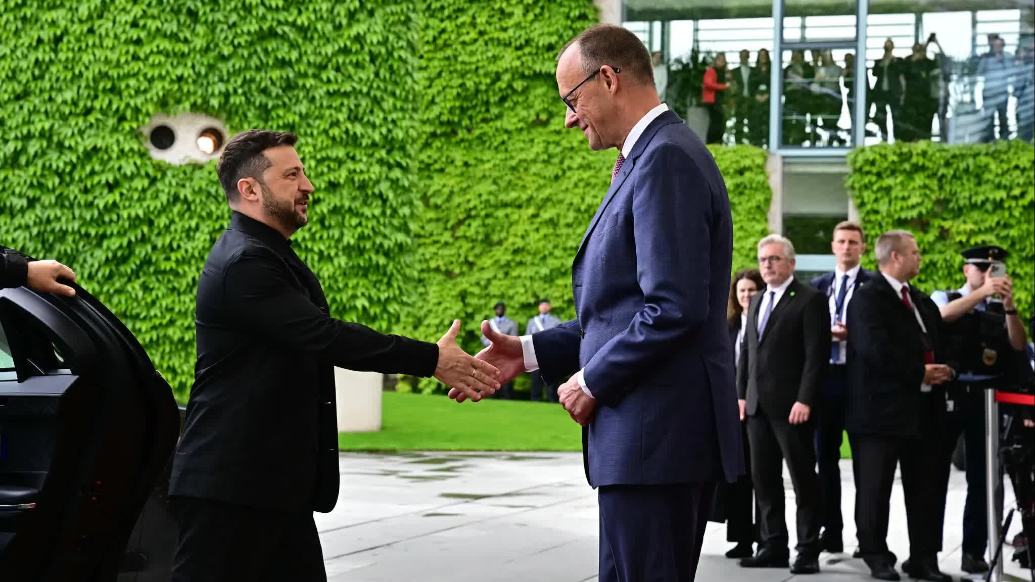 Nga đề xuất vòng đàm phán mới với Ukraine, Berlin và Kiev tuyên bố gì khiến Moscow 'nóng mặt', nói Đức tham gia vào xung đột?