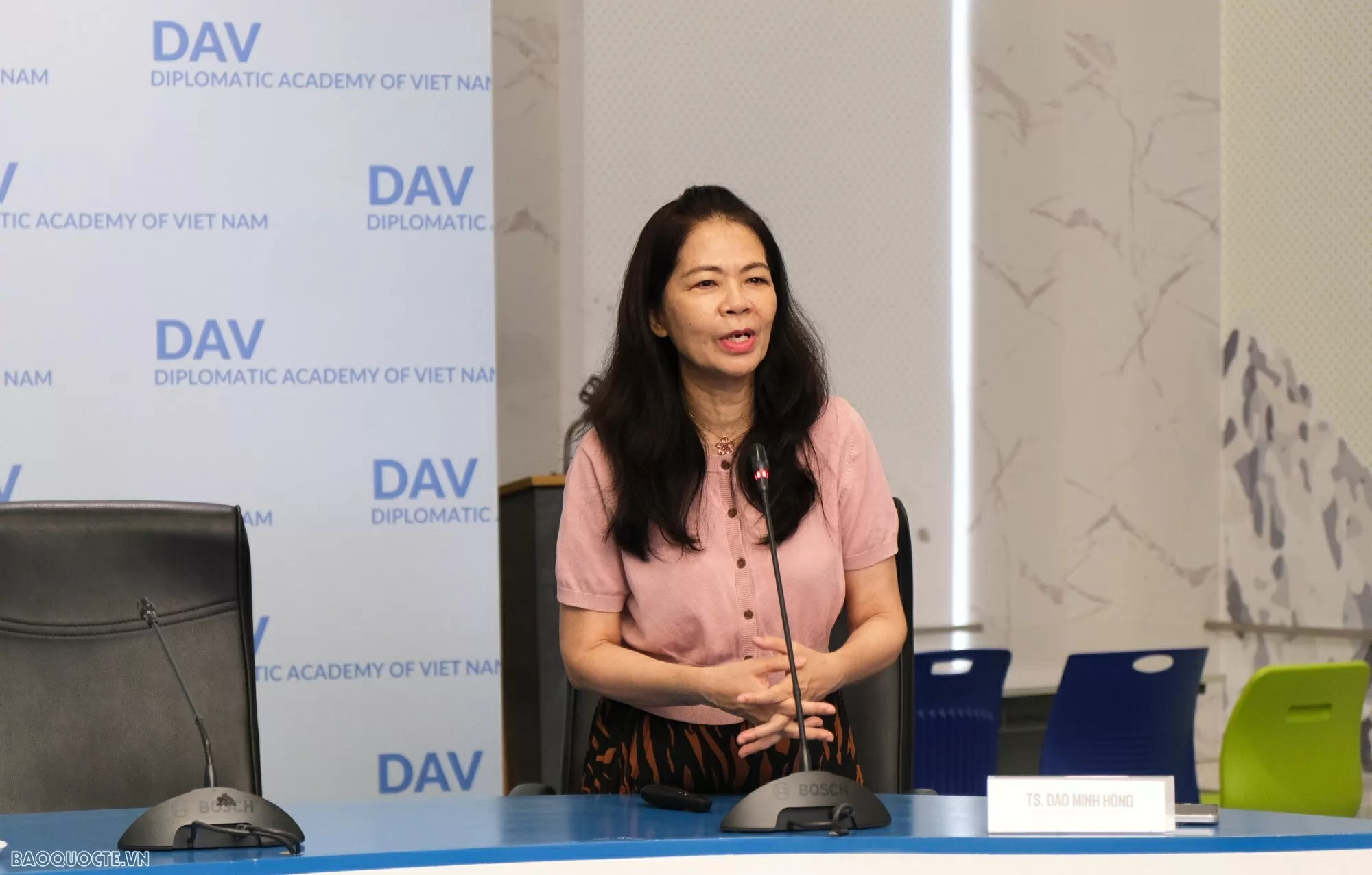 Kiến tạo hình ảnh quốc gia trong môi trường truyền thông số Kiến tạo hình ảnh quốc gia trong môi trường truyền thông số