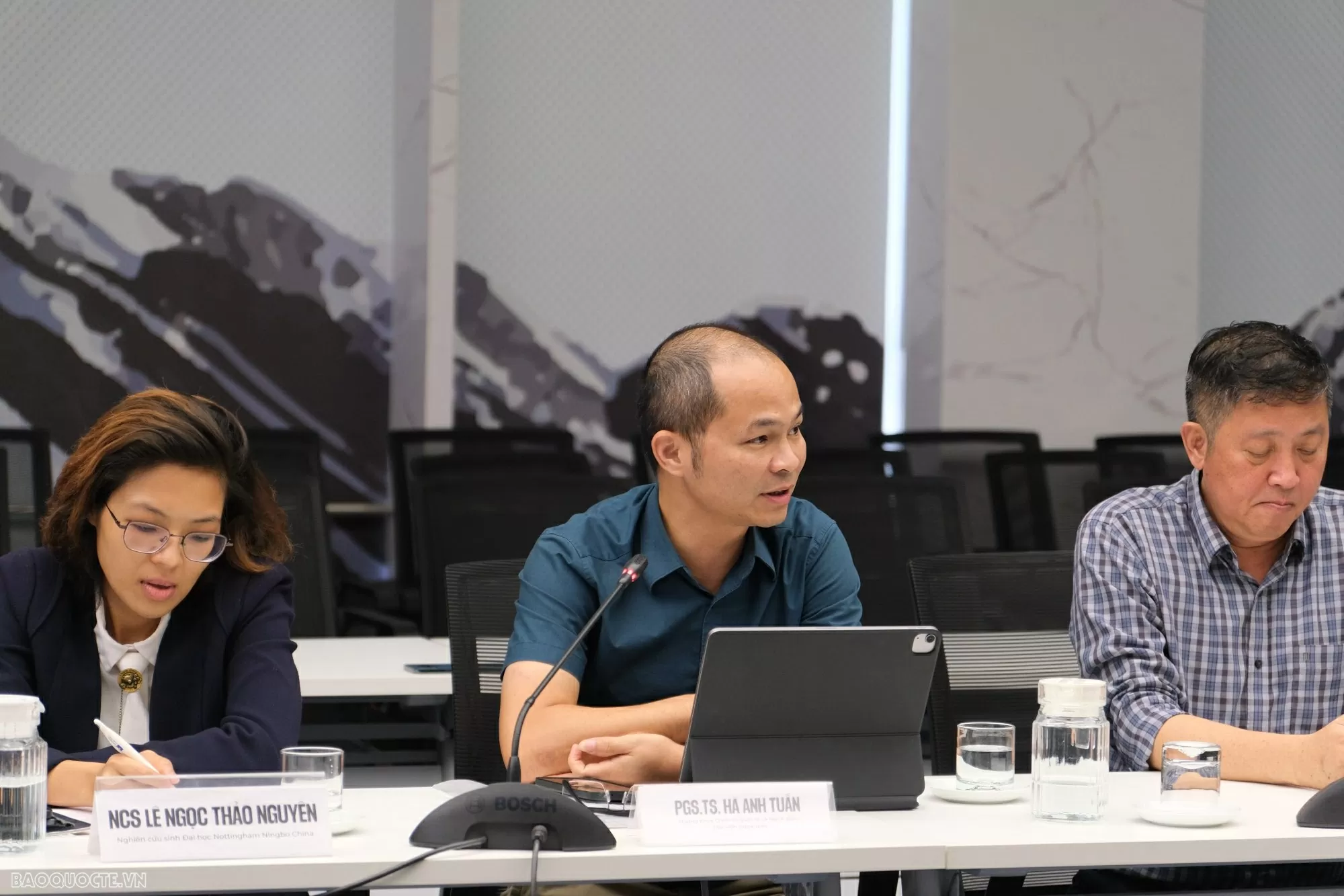 Kiến tạo hình ảnh quốc gia trong môi trường truyền thông số Kiến tạo hình ảnh quốc gia trong môi trường truyền thông số