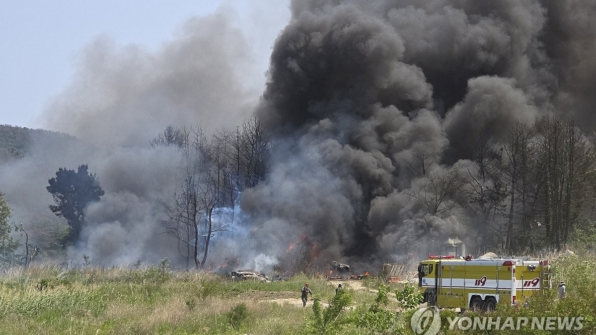 Hàn Quốc: Rơi máy bay của hải quân, tìm thấy 3 người thiệt mạng