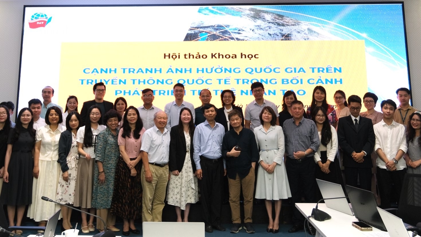 Kiến tạo hình ảnh quốc gia trong môi trường truyền thông số