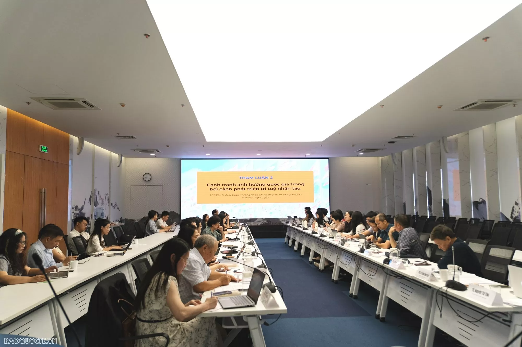 Kiến tạo hình ảnh quốc gia trong môi trường truyền thông số Kiến tạo hình ảnh quốc gia trong môi trường truyền thông số