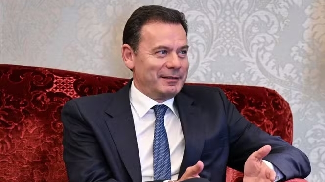 Sau nhiều giờ 'cân não', Tổng thống Bồ Đào Nha tái chỉ định ông Luis Montenegro làm Thủ tướng