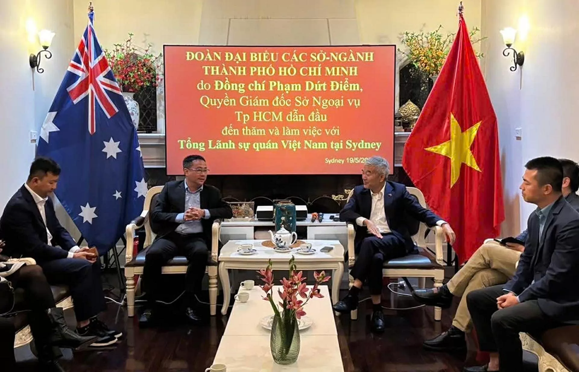 Đoàn đại biểu Thành phố Hồ Chí Minh tham dự sự kiện Darwin Fusion 2025 tại Australia Đoàn đại biểu Thành phố Hồ Chí Minh tham dự sự kiện Darwin Fusion 2025 tại Australia