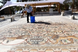 Israel giới thiệu với công chúng bức tranh khảm cổ tinh xảo, nhiều màu sắc niên đại 1.600 năm