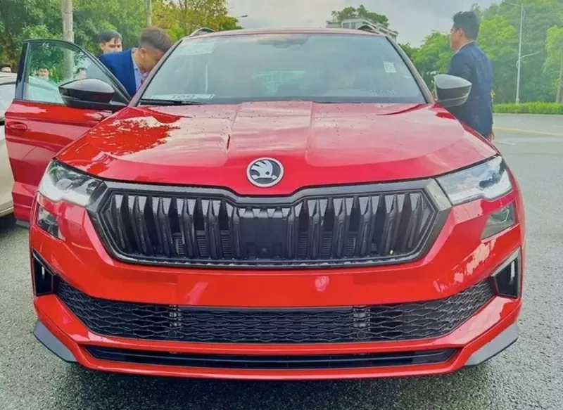 Skoda Karoq 2025 bản Sportline Skoda Karoq 2025 bản Sportline