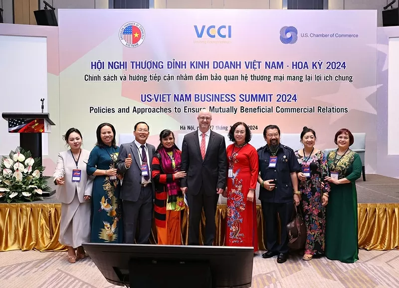 Doanh nhân Nguyễn Hoàng Sang tham dự Hội nghị thượng đỉnh kinh doanh Việt Nam – Hoa Kỳ 2024. Doanh nhân Nguyễn Hoàng Sang tham dự Hội nghị thượng đỉnh kinh doanh Việt Nam – Hoa Kỳ 2024.