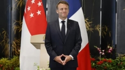 Xung đột Ukraine: Tổng thống Pháp nói đến lúc phải 'dọa' Nga bằng đòn mạnh hơn, Mỹ thừa nhận Moscow lo ngại 'chính đáng'