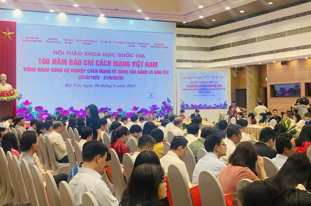 Dấu ấn 100 năm và xây dựng chiến lược phát triển nền Báo chí cách mạng Việt Nam trong kỷ nguyên mới Dấu ấn 100 năm và xây dựng chiến lược phát triển nền Báo chí cách mạng Việt Nam trong kỷ nguyên mới