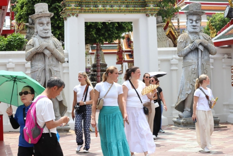 Khách du lịch nước ngoài giảm mạnh, các doanh nghiệp Thái Lan kêu gọi chính phủ tăng cường hỗ trợ