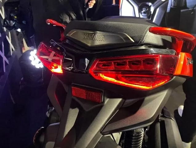 Đèn hậu LED cũng được làm mới Đèn hậu LED cũng được làm mới