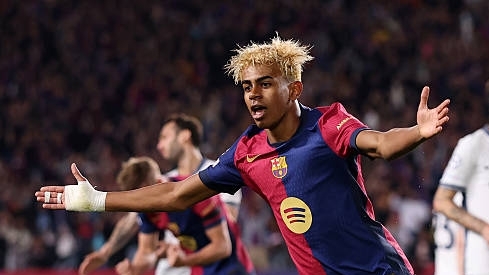 Yamal đoạt giải bàn thắng đẹp nhất UEFA Champions League 2024/25