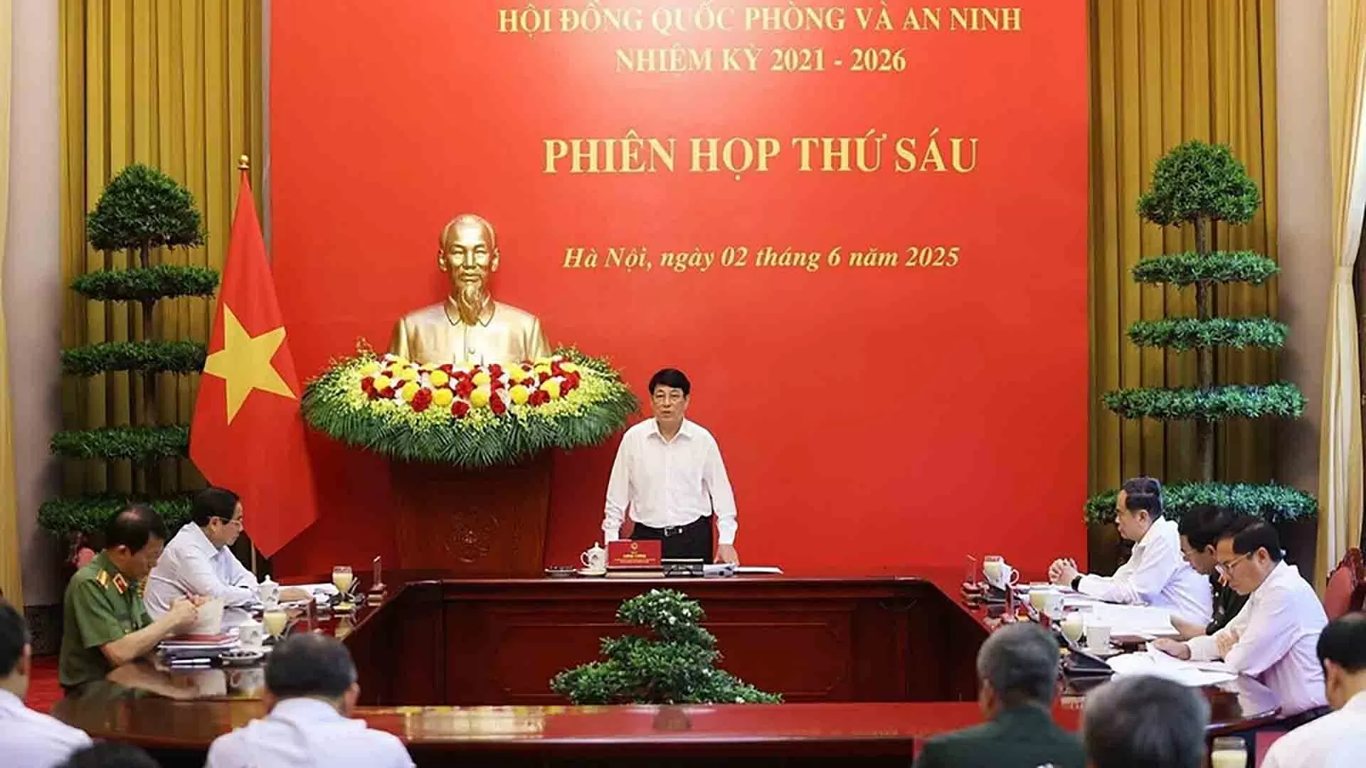 Chủ tịch nước Lương Cường chủ trì phiên họp thứ sáu Hội đồng Quốc phòng và An ninh Chủ tịch nước Lương Cường chủ trì phiên họp thứ sáu Hội đồng Quốc phòng và An ninh