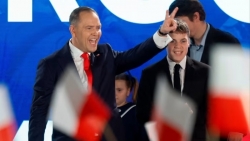 Bầu cử Tổng thống Ba Lan: Nhà sử học kiêm ứng cử viên dân tộc chủ nghĩa đắc cử, châu Âu gửi lời chúc