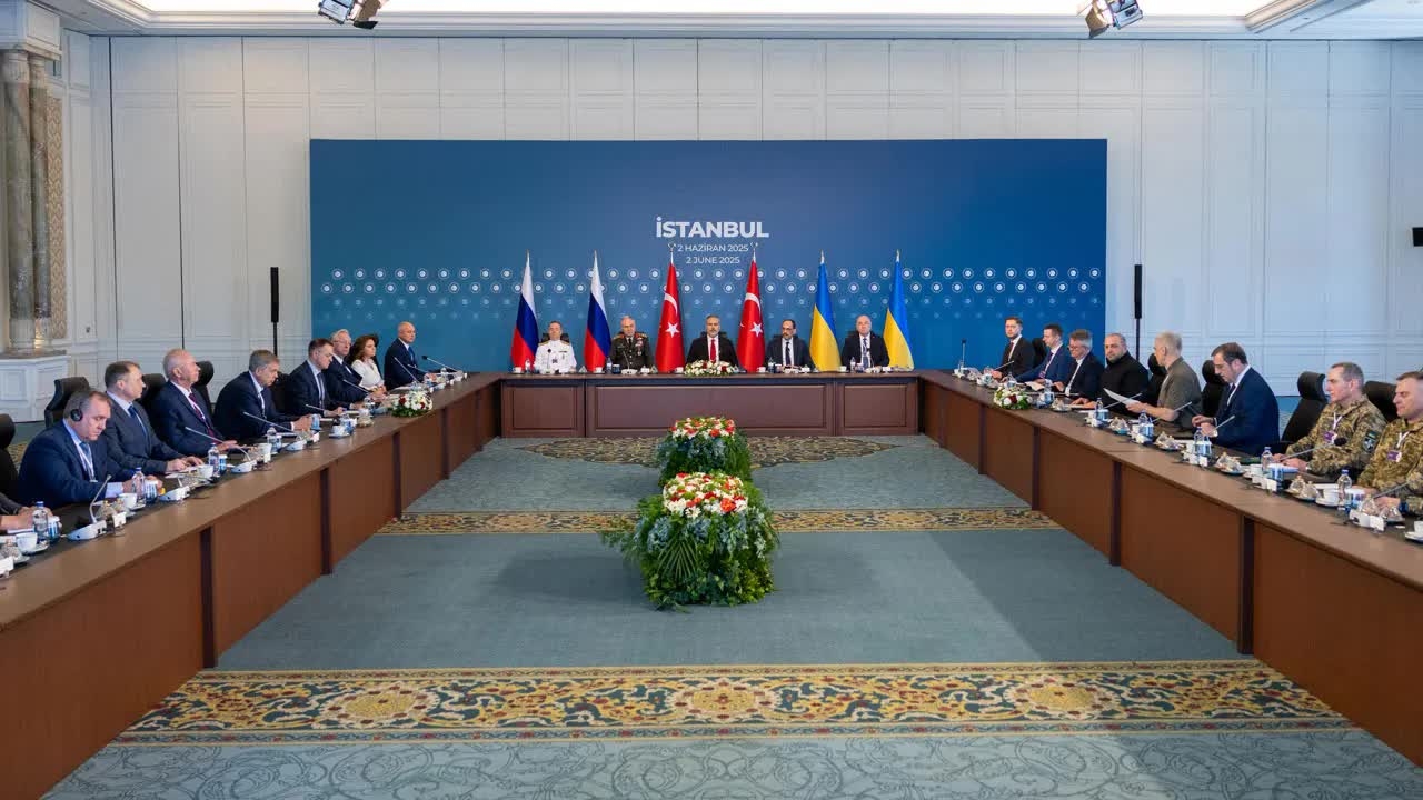 Đàm phán hòa bình Nga-Ukraine: Giải pháp... còn xa