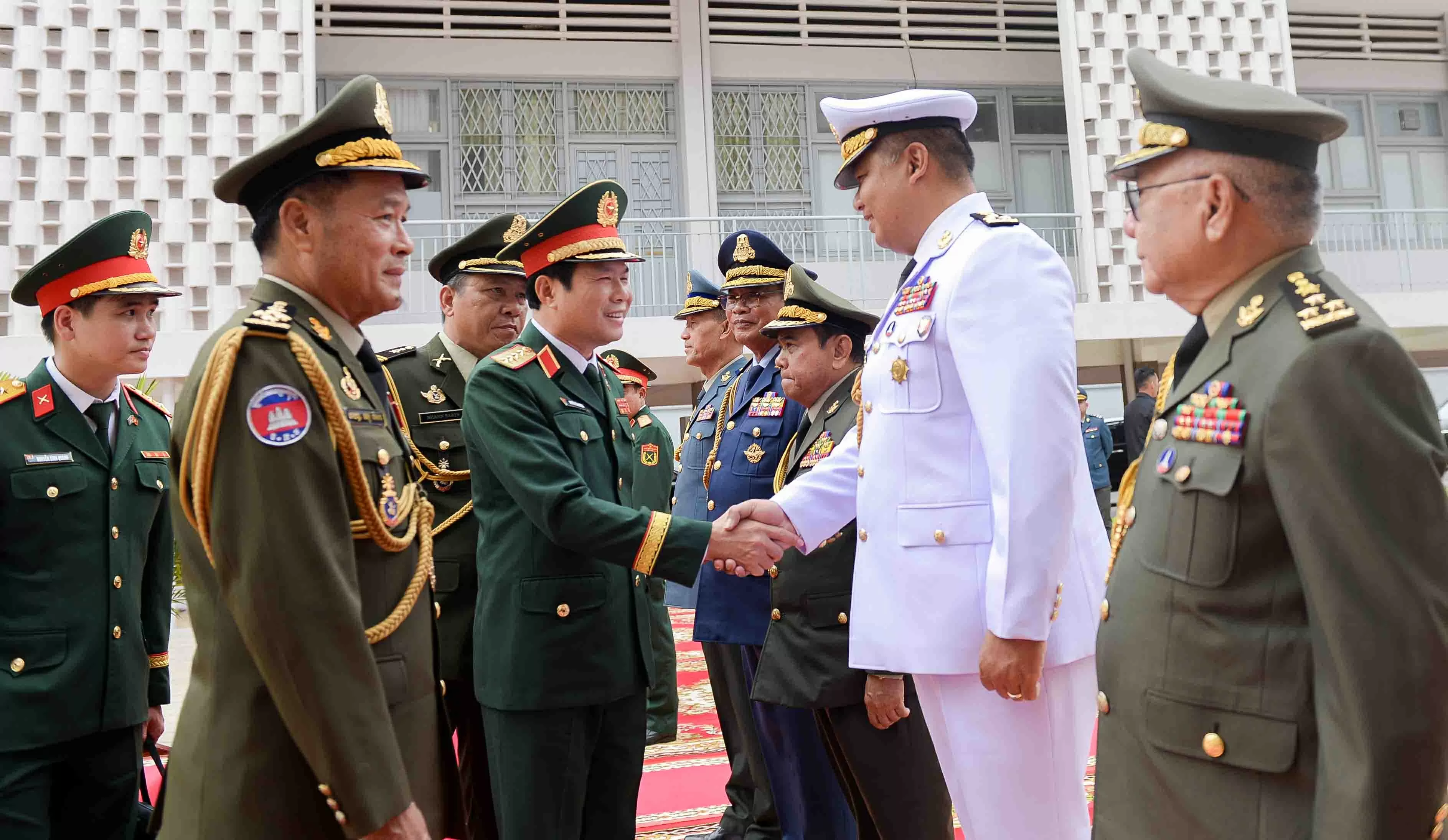 Quân đội Việt Nam-Campuchia: Tăng cường đấu tranh hiệu quả các loại tội phạm qua biên giới Quân đội Việt Nam-Campuchia: Tăng cường đấu tranh hiệu quả các loại tội phạm qua biên giới
