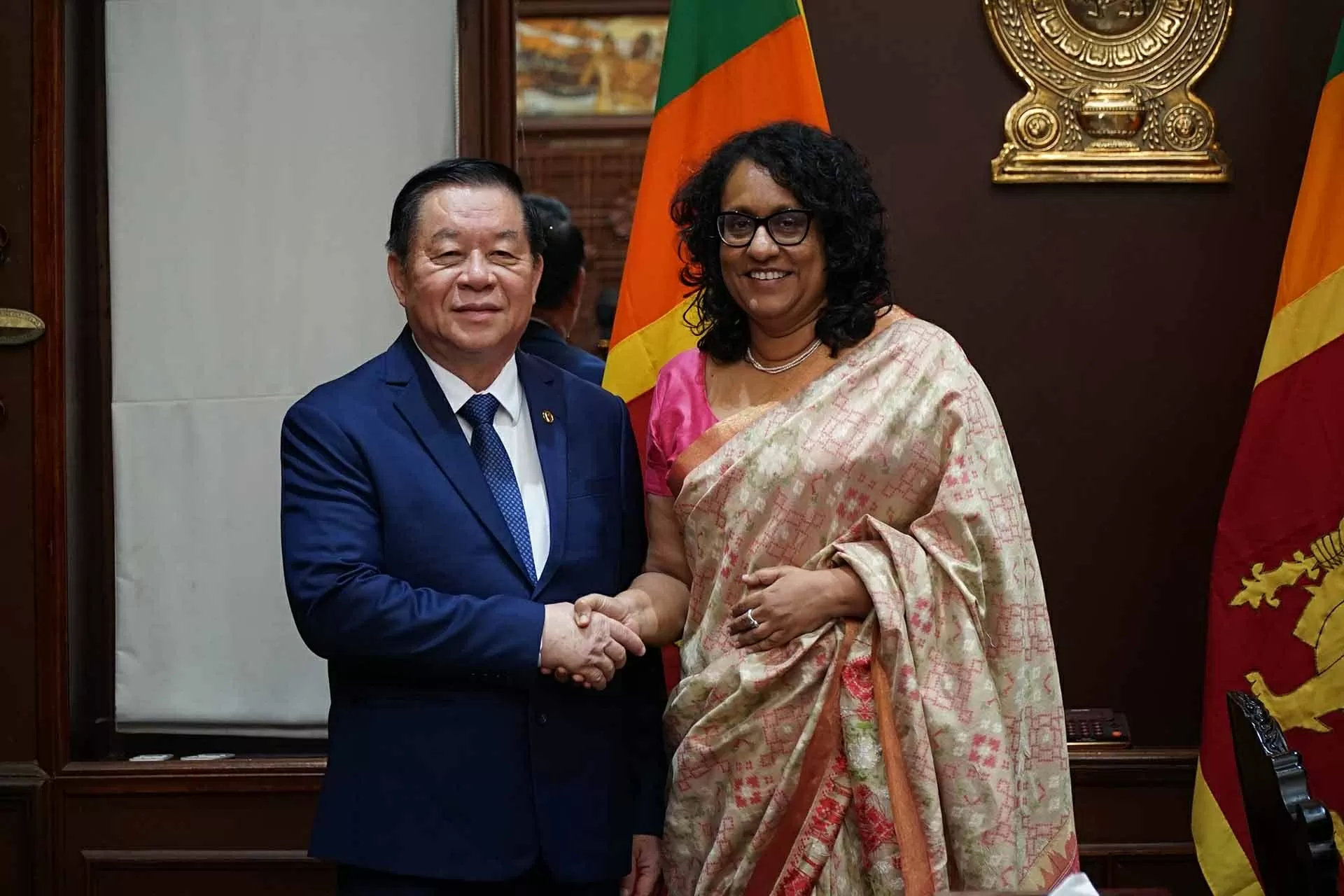 Sri Lanka muốn học hỏi kinh nghiệm của Việt Nam trong thu hút đầu tư trực tiếp nước ngoài Sri Lanka muốn học hỏi kinh nghiệm của Việt Nam trong thu hút đầu tư trực tiếp nước ngoài