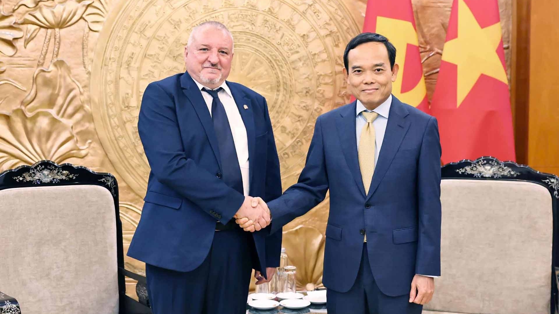 Việt Nam luôn coi trọng và mong muốn phát triển quan hệ hợp tác nhiều mặt với Hungary