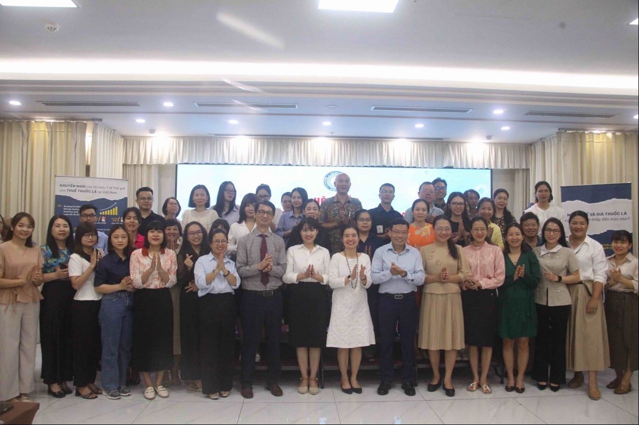 Tăng thuế thuốc lá để ‘cùng thắng’ trên mọi mặt trận