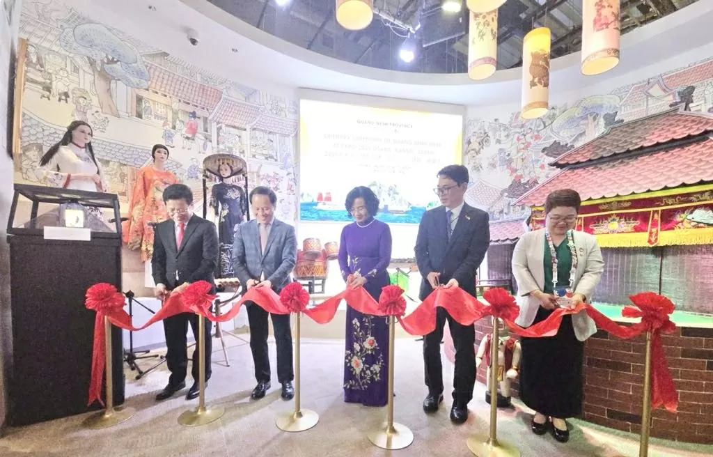 Tuần lễ Quảng Ninh tại EXPO 2025 thu hút hàng chục nghìn người tham dự Tuần lễ Quảng Ninh tại EXPO 2025 thu hút hàng chục nghìn người tham dự