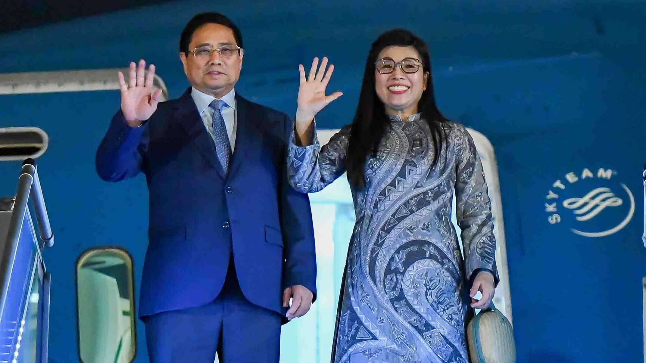 Thủ tướng Phạm Minh Chính và Phu nhân rời Hà Nội, bắt đầu chuyến công tác tại Estonia, Pháp và Thuỵ Điển