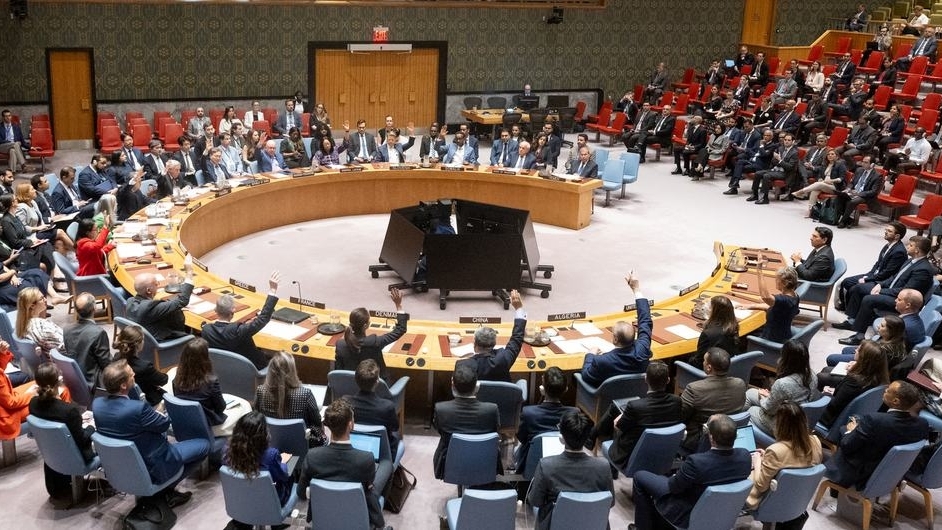 Xung đột Dải Gaza: Một mình Mỹ gạt phắt nghị quyết của Hội đồng Bảo an về ngừng bắn, Anh sẽ tìm kiếm các đòn chống Israel