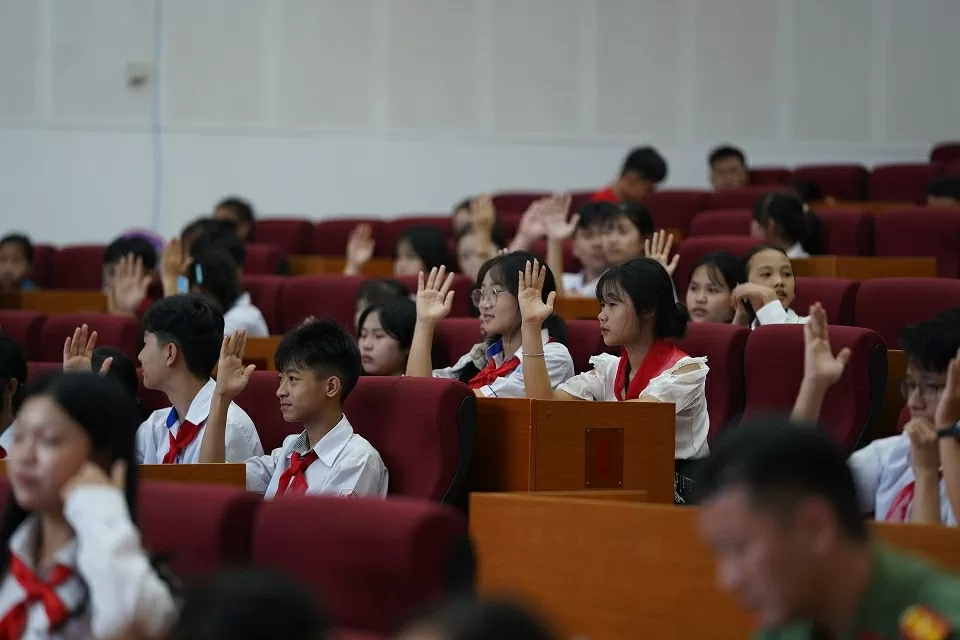 Đối thoại với trẻ em tỉnh Lai Châu: Lắng nghe để hành động Đối thoại với trẻ em tỉnh Lai Châu: Lắng nghe để hành động