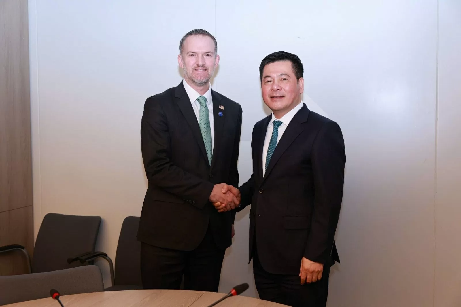 Đàm phán Thương mại Đàm phán Thương mại